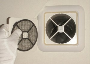 新築マンション内覧会_換気扇チェック12