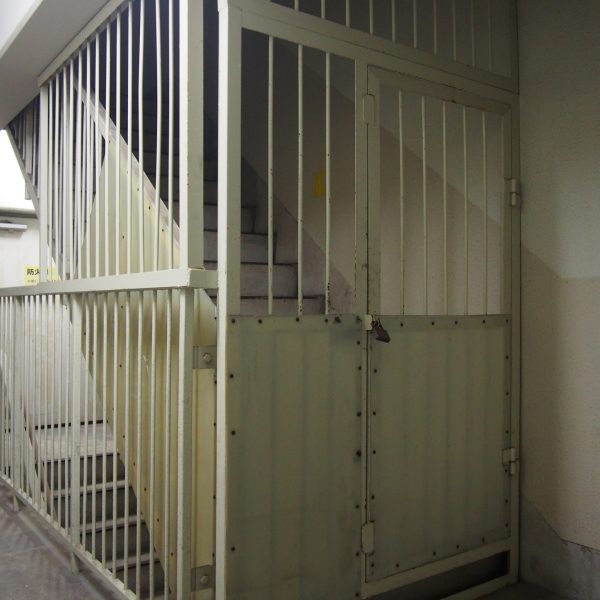 マンションの屋上への侵入防止、できていますか!? マンションの屋上への侵入防止、できていますか!?