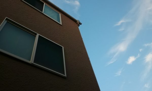 我が家の傾き発覚!一戸建てにお住まいの方の対処法 我が家の傾き発覚!一戸建てにお住まいの方の対処法