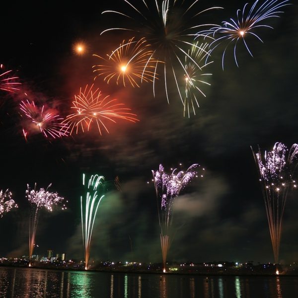 気を付けよう!花火大会時に起こるマンショントラブルトップ3 気を付けよう!花火大会時に起こるマンショントラブルトップ3