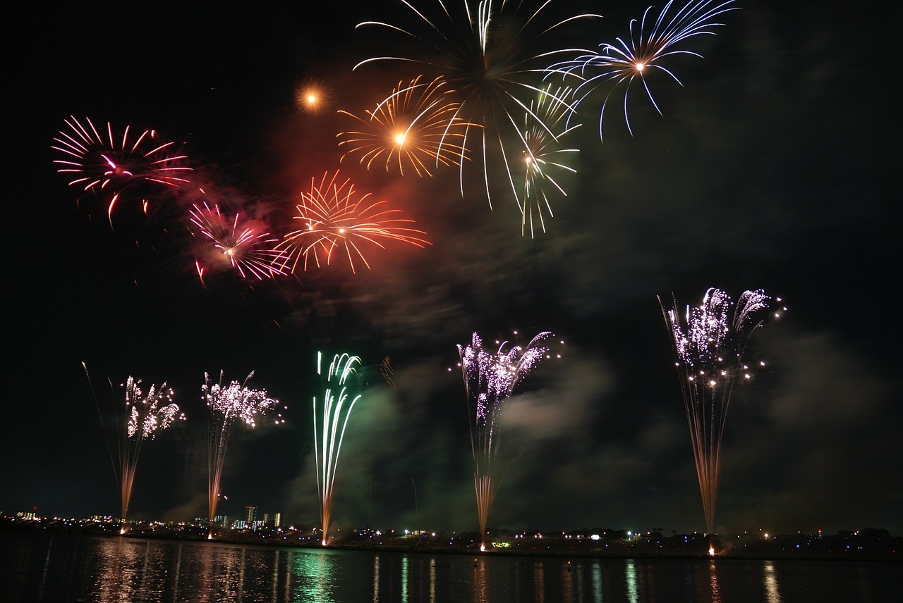 気を付けよう!花火大会時に起こるマンショントラブルトップ3 気を付けよう!花火大会時に起こるマンショントラブルトップ3