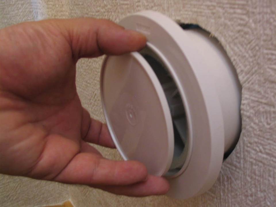 マンションリフォームは換気に注意! マンションリフォームは換気に注意!