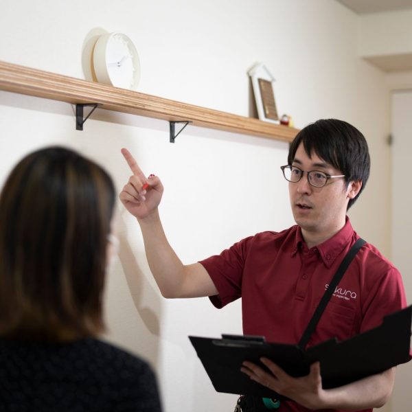 新築内覧会のトラブル事例と対策を紹介!チェックリストや便利アイテムも 新築内覧会のトラブル事例と対策を紹介!チェックリストや便利アイテムも