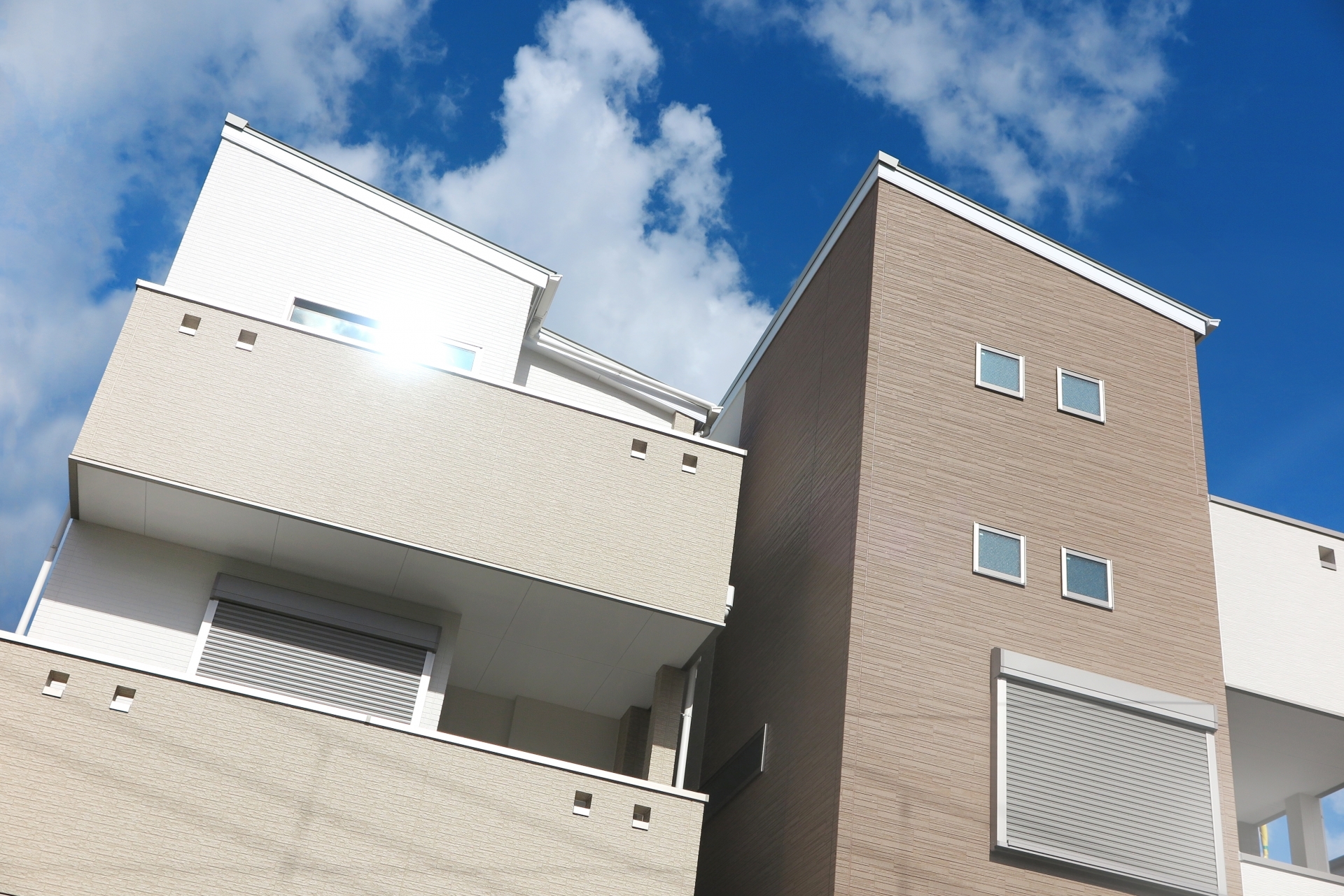 3階建て狭小住宅で後悔しない!専門家がリスクを解説 3階建て狭小住宅で後悔しない!専門家がリスクを解説
