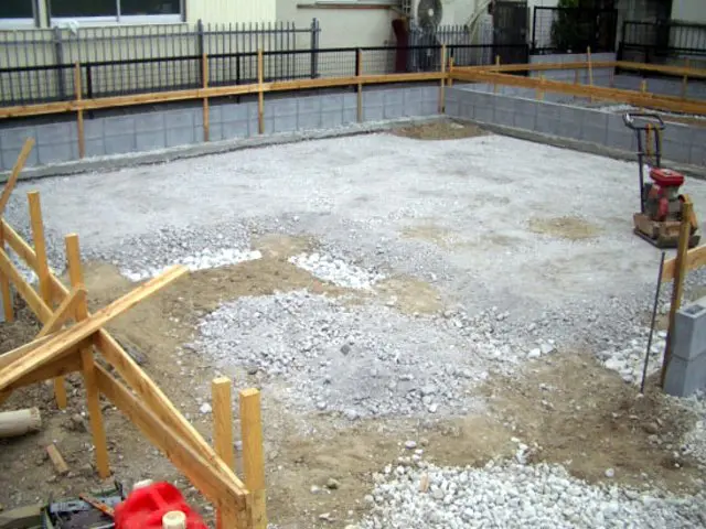 根切り(ねぎり)工事とは?一戸建ての基礎工事中のチェックポイントを紹介 根切り(ねぎり)工事とは?一戸建ての基礎工事中のチェックポイントを紹介