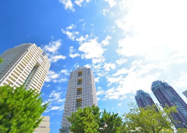 【知っておきたい】中古マンションの注意点3選!買ってはいけないマンションの特徴や築年数別の後悔事例も紹介 【知っておきたい】中古マンションの注意点3選!買ってはいけないマンションの特徴や築年数別の後悔事例も紹介
