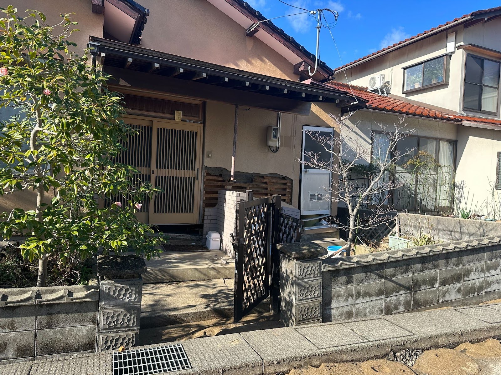 内灘町鶴ヶ丘地区の被害