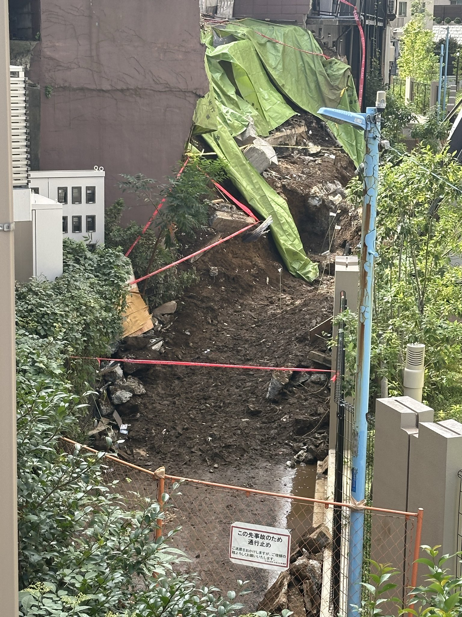 杉並区　住宅倒壊　現場