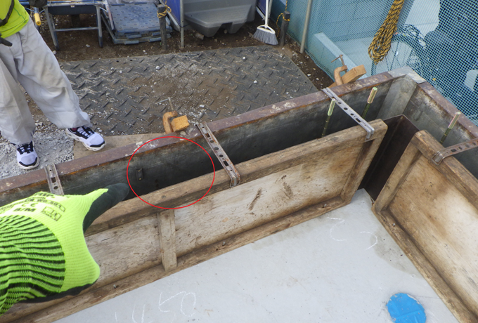 基礎立上り型枠