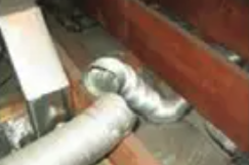 換気扇ダクトのはずれ