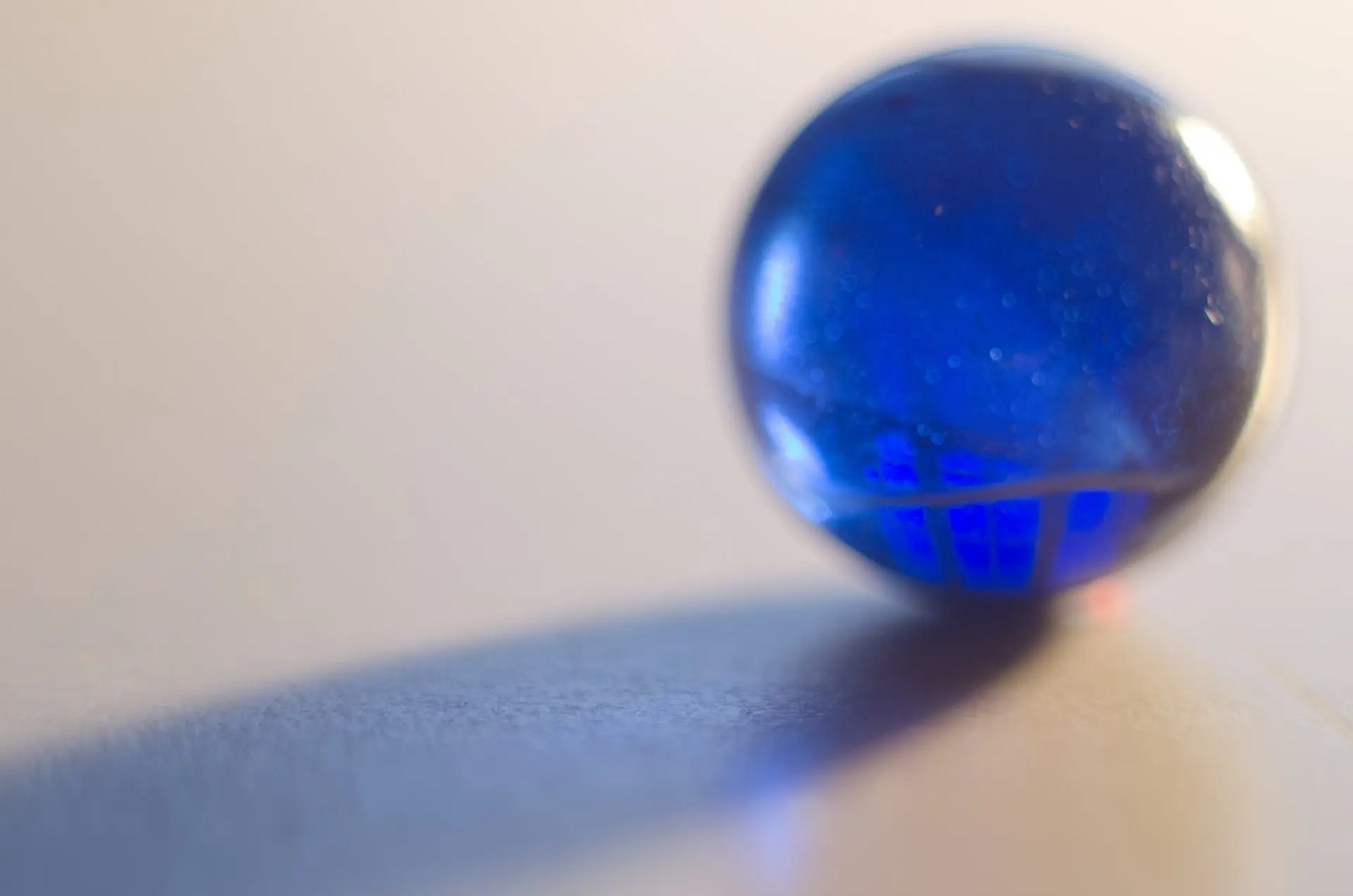 ビー玉が転がったら、家が傾いているってホント!? 〜さくら事務所〜 