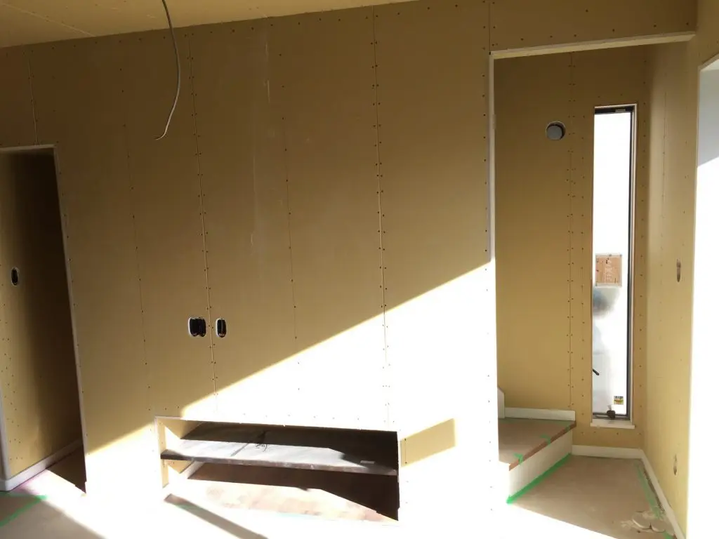 年度末引き渡しラッシュに重なる緊急事態宣言・・・1・2・3月に新築