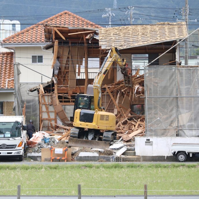 自然災害に見舞われた１年･･･被災した空き家が近隣に及ぼす危険