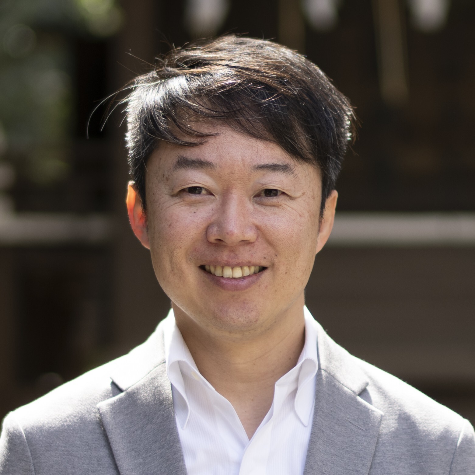 井上　英昭