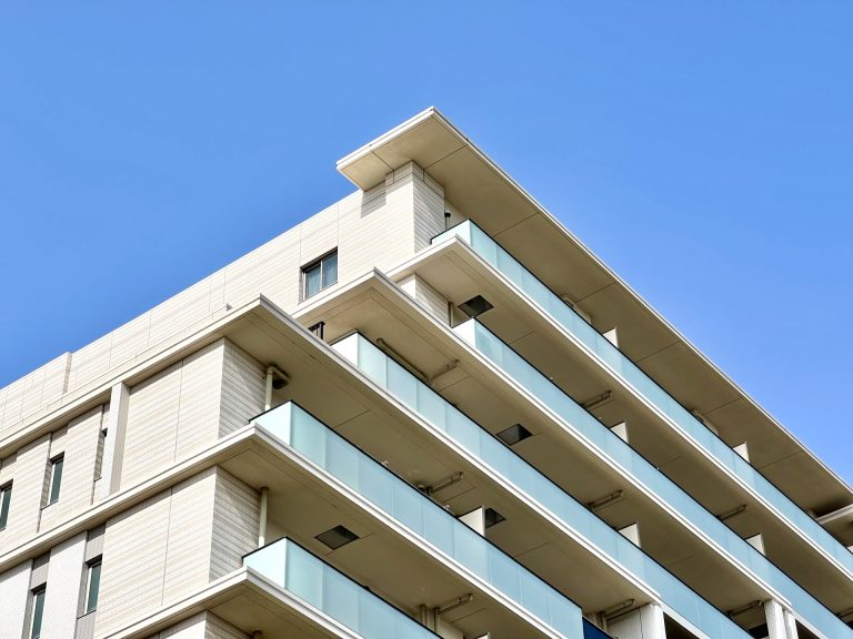 資産価値が落ちないマンションの条件を紹介！築20年、30年の資産性も